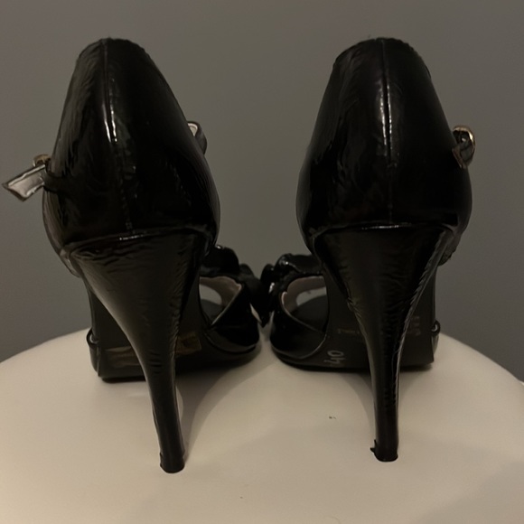 Black peep toe heel - Picture 4 of 7